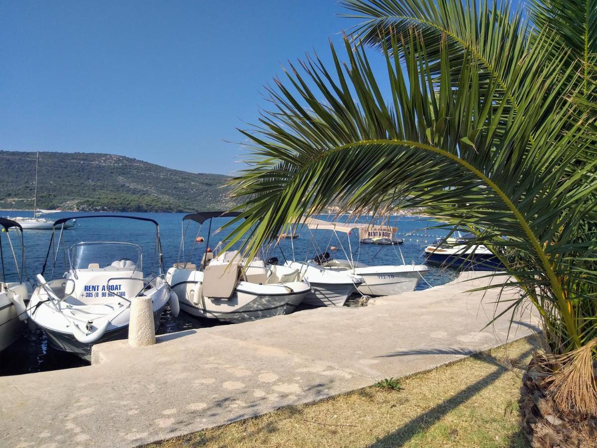 Apartment Emili Marina Zewnętrze zdjęcie